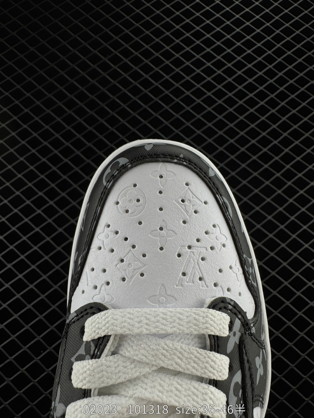 Travis Scott x Air Jordan 1 Low OG 